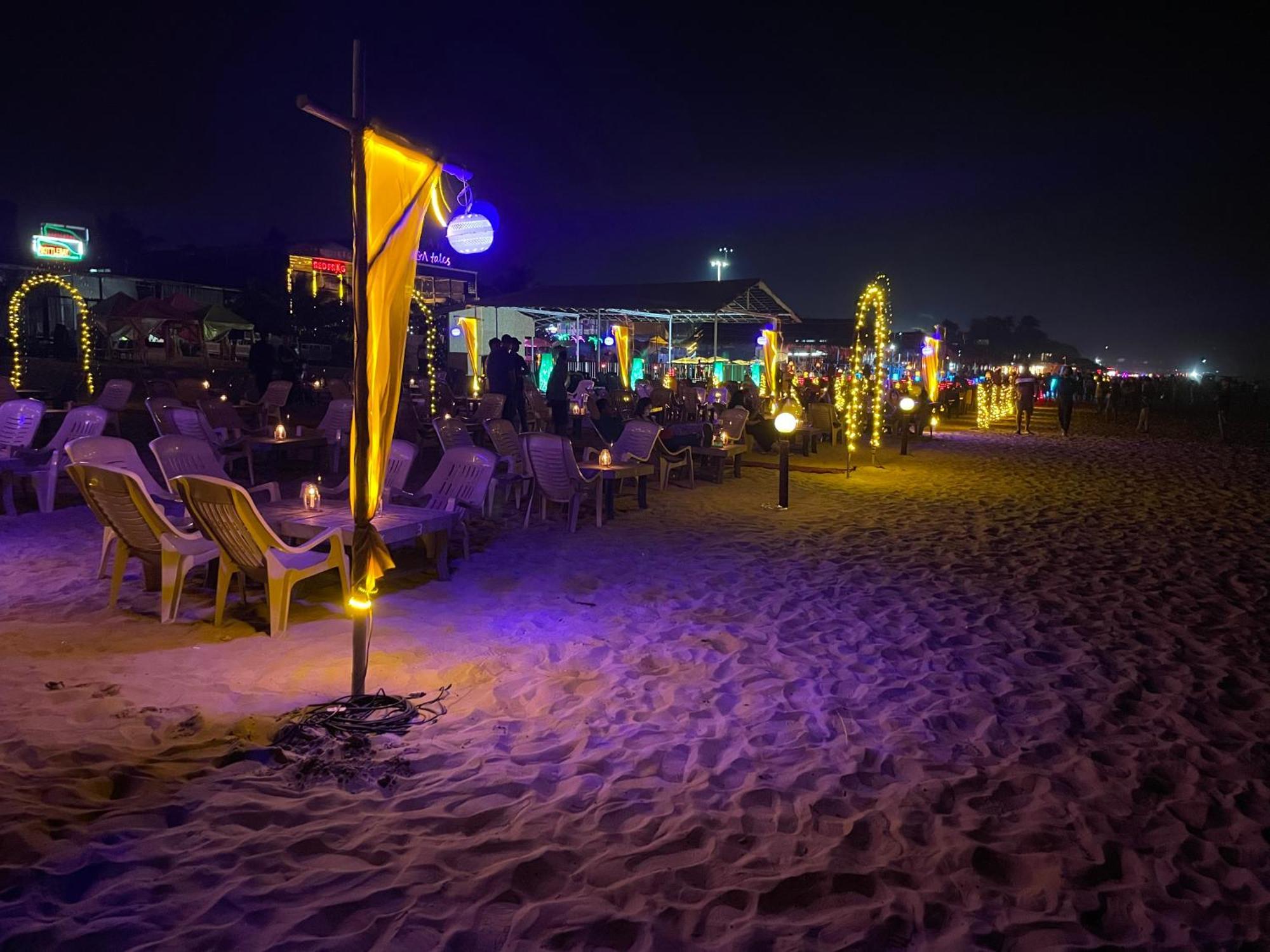 Baga Beach Ocean Calangute Bagian luar foto